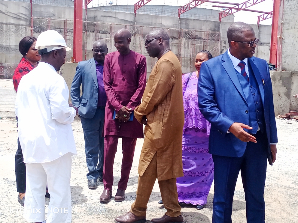 Trade Minister Visits New Jah Oil Warehouse Complex